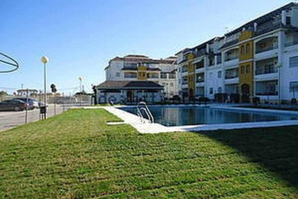 Ferienwohnung Enjoy Life Chipiona Exterior foto